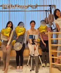 교육 과정 수강생들의 단체 기념 촬영